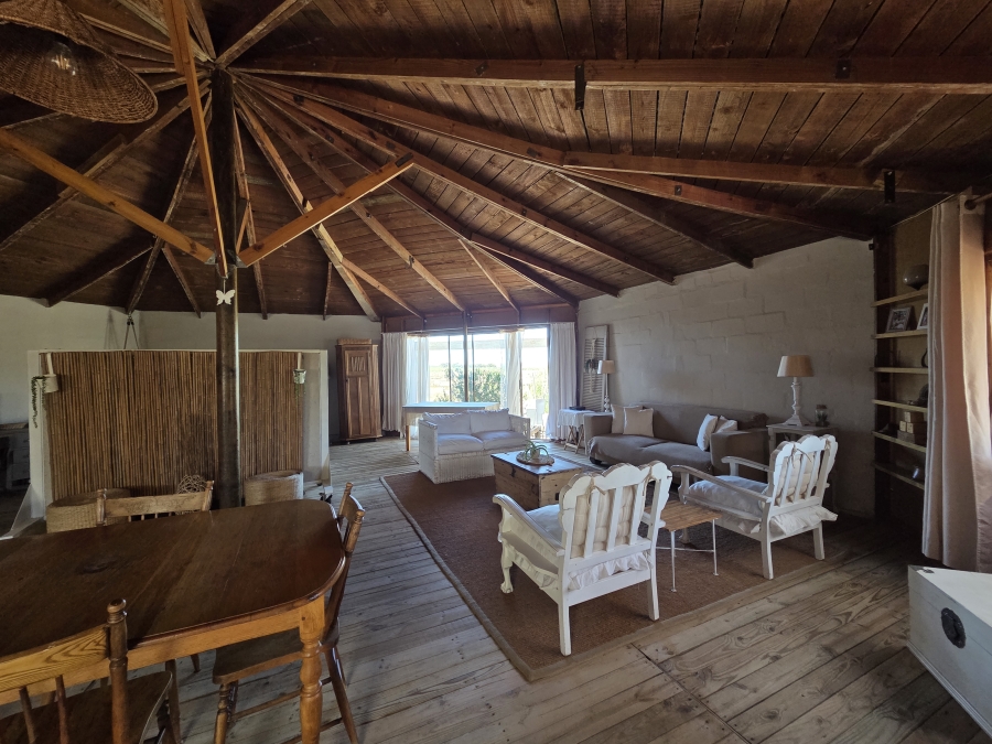 4 Bedroom Property for Sale in Trekoskraal Western Cape